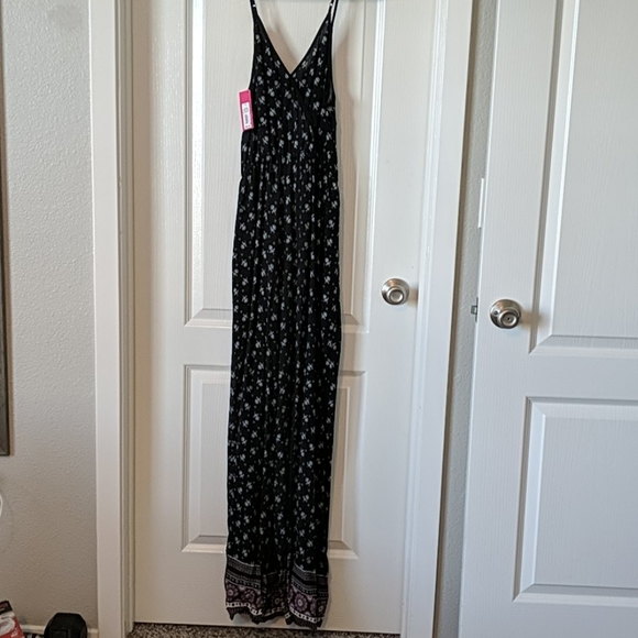 Romper - Picture 4 of 5